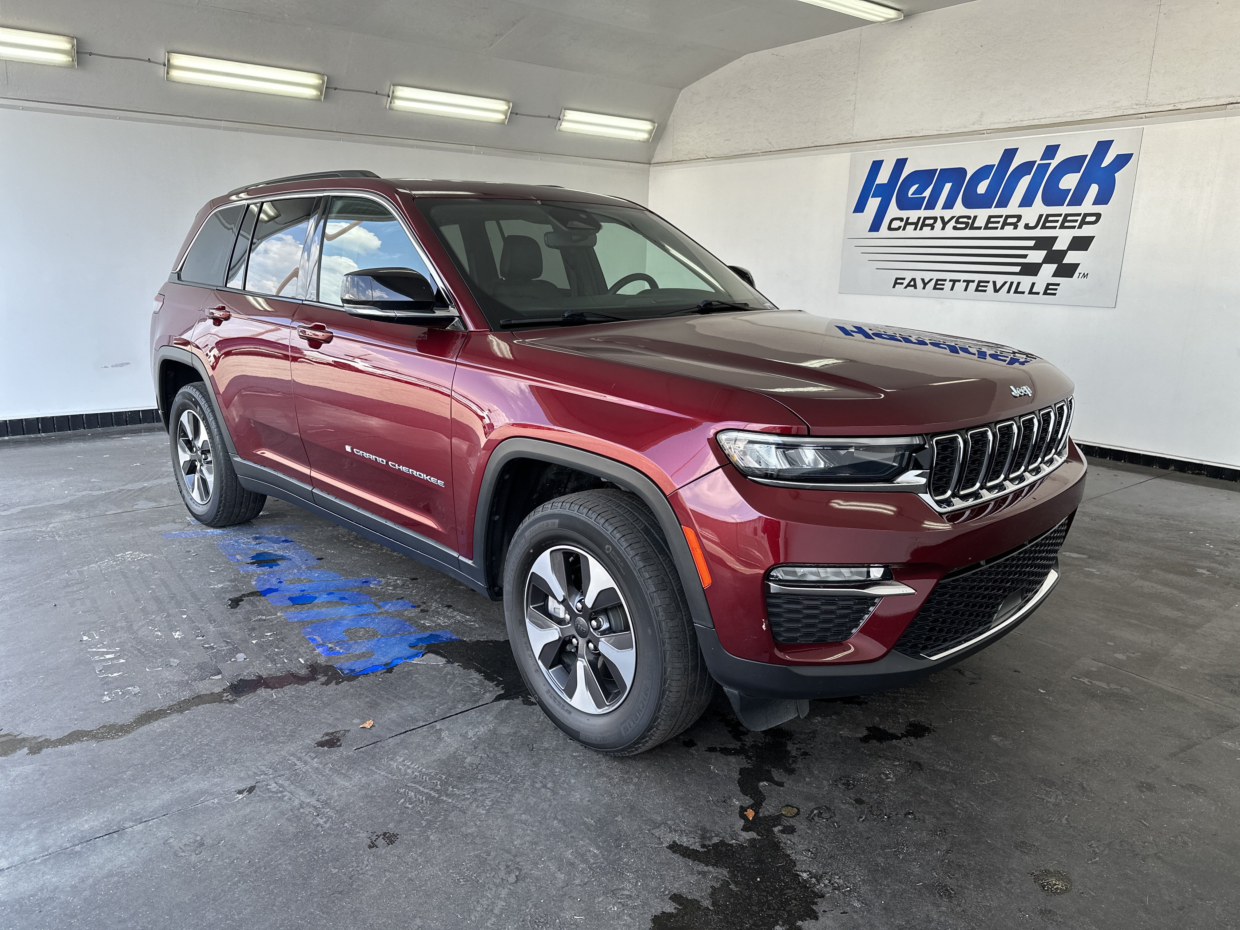 jeep grand cherokee 2024 1C4RJYB67RC132365 image jeep grand cherokee 2024 1C4RJYB67RC132365 image